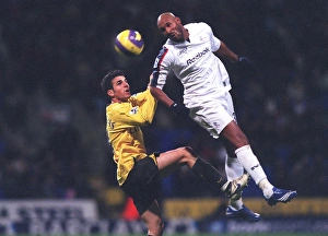 Images Dated 27th November 2006: Cesc Fabregas (Arsenal) Nicolas Anelka (Bolton)
