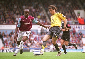 Cesc Fabregas (Arsenal) Nigel Reo-Coker (West Ham). West Ham United 0:0 Arsenal Cesc Fabregas (Arsenal) Nigel Reo-Coker (West Ham). West Ham United 0:0 Arsenal