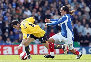 Images Dated 15th May 2007: Cesc Fabregas (Arsenal) Pedro Mendes (Portsmouth)