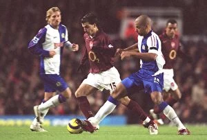 Images Dated 28th November 2005: Cesc Fabregas (Arsenal) Steven Reid (Blackburn). Arsenal 3: 0 Blackburn Rovers