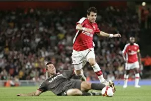 Images Dated 27th August 2008: Cesc Fabregas (Arsenal) Theo Janssen (Twente)