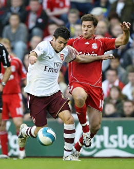 Liverpool v Arsenal 2007-8 Collection: Cesc Fabregas (Arsenal) Xabi Alonso (Liverpool)