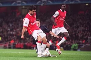 Images Dated 24th October 2007: Cesc Fabregas scores his 2nd goal Arsenals 6th