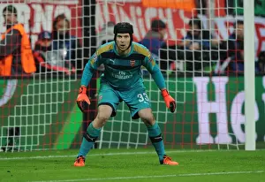 Champions Clash: Petr Cech vs. Bayern Munich in the UEFA Champions League (2015-16)