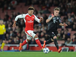 Arsenal V Bayern Munich 2016-17 Prints: Champions League Battle: Oxlade-Chamberlain vs. Kimmich at the Emirates