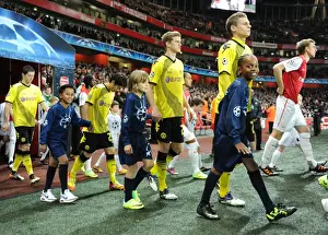 Arsenal V Borussia Dortmund 2011-12 Prints: Champions League Clash: Arsenal FC vs Borussia Dortmund at Emirates Stadium (2011)