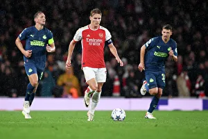 Arsenal V PSV Eindhoven 2023-24 Prints: Champions League Clash: Arsenal vs. PSV Eindhoven at Emirates Stadium, 2023/24