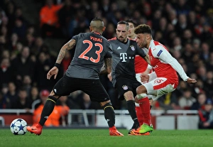 Arsenal V Bayern Munich 2016-17 Prints: Champions League Clash: Oxlade-Chamberlain vs