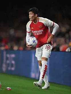 Champions League: Tomiyasu's Brilliant Debut - Arsenal Triumphs Over PSV Eindhoven