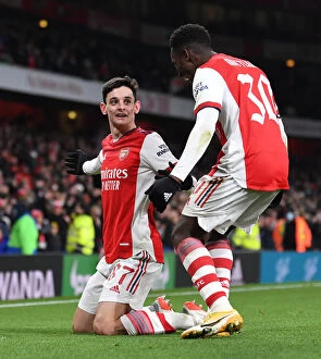 Images Dated 21st December 2021: Charlie Patino's Sensational Fifth Goal: Arsenal Reaches Carabao Cup Semifinals