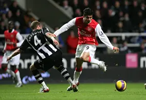 Clash of the Eduardos: 1:1 Stalemate between Arsenal's Eduardo and Newcastle's David Rozehnal at St James Park, Premier League, 5/12/2007