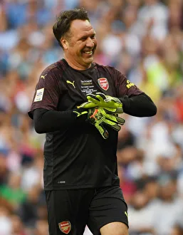 Clash of Football Legends: Arsenal vs. Real Madrid (2018-19) - David Seaman at Bernabeu