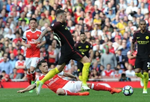 Clash of the Midfield Titans: Xhaka vs. Otamendi - Arsenal vs. Manchester City (2016-17)