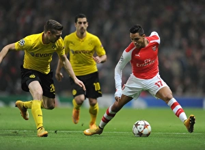 Arsenal V Borussia Dortmund 2014-15 Prints: Clash of Stars: Sanchez vs. Piszczek - Arsenal vs