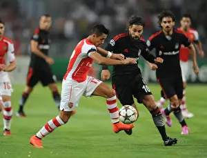 Clash of Stars: Sanchez vs. Sahan in Arsenal's UEFA Champions League Battle against Besiktas