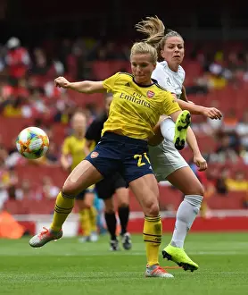 Clash of Stars: Tabea Kemme vs. Melanie Leupolz at the Emirates Cup - Arsenal Women vs. FC Bayern Munich