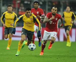Clash of Titans: Alexis Sanchez vs Arturo Vidal in the UEFA Champions League - Bayern Munich vs Arsenal