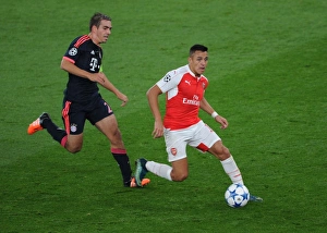 Arsenal V Bayern Munich 2015/16 Prints: Clash of Titans: Arsenal FC vs