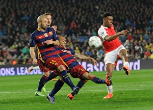 Barcelona V Arsenal 2015-16 Prints: Clash of Titans: Iwobi vs. Alves