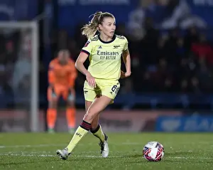 Clash of Titans: Leah Williamson in Action - Chelsea Women vs Arsenal Women, FA WSL 2021-22