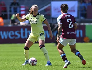 Clash of the Titans: Noelle Maritz vs. Zaneta Wyne - Intense FA WSL Showdown between West Ham and Arsenal