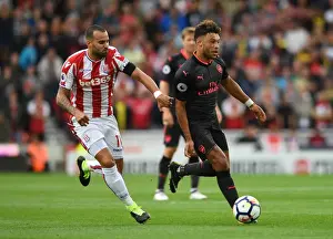 Clash of the Wings: Oxlade-Chamberlain vs Jese at Bet365 Stadium (Stoke City vs Arsenal 2017-18)