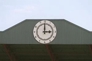 Images Dated 20th September 2005: The Clock. Arsenal 2: 0 Newcastle United. FA Premier League