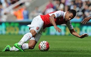 Newcastle United v Arsenal 2015-16 Collection: Coquelin in Action: Arsenal's Midfield Maestro Shines Against Newcastle United