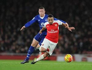 Images Dated 24th October 2015: Coquelin vs. Barkley: A Football Rivalry Unfolds in the Arsenal vs. Everton Clash