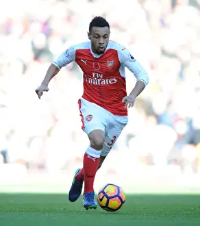 Arsenal V Tottenham Hotspur 2016-17 Prints: Coquelin's Battle: Arsenal vs. Tottenham at Emirates Stadium (Premier League 2016-17)