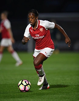 Danielle Carter in Action: Arsenal Women vs Everton Ladies Pre-Season Friendly