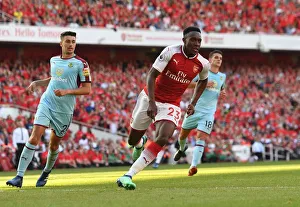 Arsenal V Burnley 2017-18 Prints: Danny Welbeck in Action: Arsenal vs Burnley, Premier League 2017-18