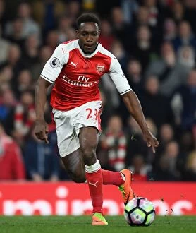 Arsenal v West Ham United 2016-17 Collection: Danny Welbeck in Action: Arsenal vs West Ham United, Premier League 2016-17