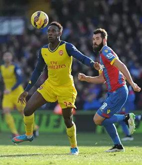Danny Welbeck Breaks Past Crystal Palace's Joe Ledley in Arsenal's 2014-15 Premier League Clash