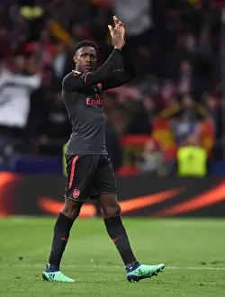 Danny Welbeck Celebrates with Arsenal Fans after Europa League Semi-Final Second Leg vs Atletico Madrid
