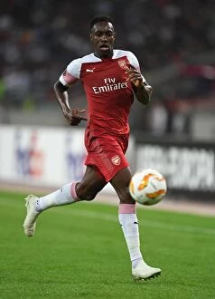 Images Dated 4th October 2018: Danny Welbeck Faces Off Against Micel: Qarabag vs. Arsenal, UEFA Europa League 2018-19