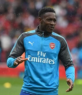 Arsenal v Benfica - Emirates Cup 2017-18 Collection: Danny Welbeck Prepares for Arsenal's Emirates Cup Clash Against SL Benfica
