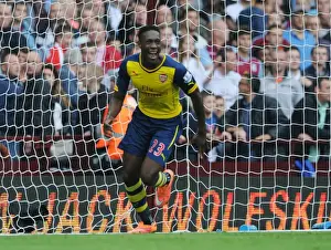 Danny Welbeck Scores His Second Goal: Arsenal's Triumph at Aston Villa, Premier League 2014-15