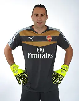 Arsenal 1st Team Photocall 2015-16 Prints: David Ospina with Arsenal's First Team in 2015-16: Emirates Stadium Photocall