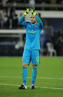 Paris Saint Gernain V Arsenal 2016-17 Prints: David Ospina's Reaction: Paris Saint-Germain vs Arsenal (2016-17 UEFA Champions League)