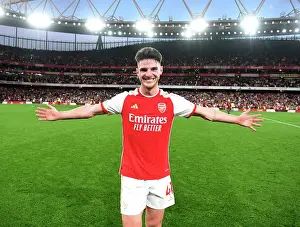 Declan Rice Celebrates Arsenal's Win Over Manchester City in the 2023-24 Premier League