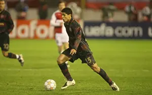 Denilson in Action: Arsenal Holds Slavia Prague Scoreless in UEFA Champions League Group H