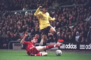 Liverpool v Arsenal - Carling Cup Collection: Denilson (Arsenal) Danny Guthrie (Liverpool)