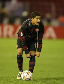 Denilson of Arsenal Faces Off in Scoreless UEFA Champions League Clash Against Slavia Prague, 7/11/2007