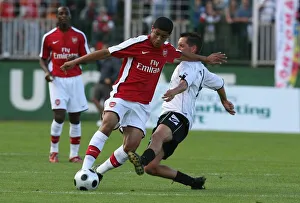 Denilson (Arsenal) Peter Voros (Szombathely)