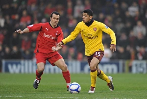 Denilson (Arsenal) Scott McGleish (Orient). Leyton Orient 1:1 Arsenal. FA Cup 5th Round Denilson (Arsenal) Scott McGleish (Orient). Leyton Orient 1:1 Arsenal. FA Cup 5th Round