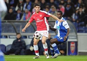 FC Porto v Arsenal 2009-10 Collection: Denilson (Arsenal) Silvestre Varela (Porto). FC Porto 2: 1 Arsenal, UEFA Champions League
