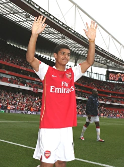 Arsenal V Chelsea 2006-07 Prints: Denilson Bids Farewell: Arsenal 1-1 Chelsea, Emirates Stadium, 2007