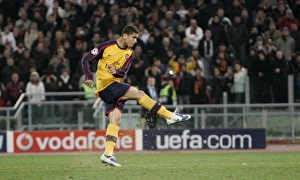 Denilson scores for Arsenal from the penalty spot during