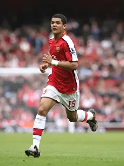 Denilson's Triumph: Arsenal's 3-1 Victory Over Everton in the Premier League (2008)